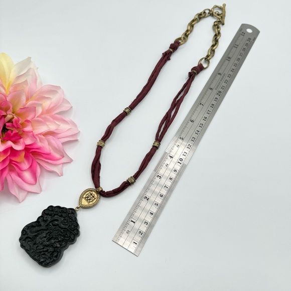 Lucky Brand Eastern Mystic Faux Stone Carved Pendant Necklace India Ornate Chain - Picture 13 of 15